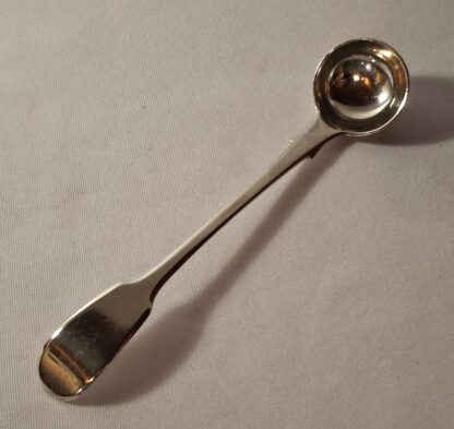 LOT 175 (323145) Est R1000 to R3000 – A Mid 19th Century Cape Silver Fiddle pattern Condiment Spoon (Near matches previous lot)