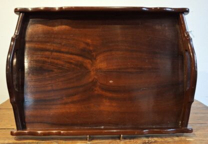 LOT 122 (32363) Est R250 to R500 – A Vintage English Mahogany and Veneer Tea Tray