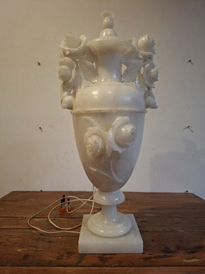 LOT 144 () Est R1000 to R3000 – A Mid 20th Century Italian Alabaster Table Lamp