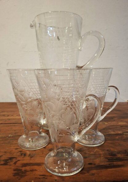 LOT 110 (32096) Est R500 to R1500 – A Mid 20th Century Czech Etched Glass 7-piece Lemonade Set - Image 2