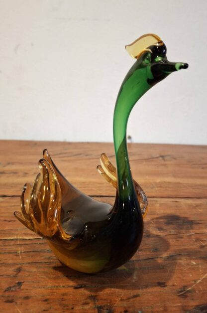 LOT 95 (32323) Est R300 to R600 – An Italian Murano Glass Free-form Swan Figurine - Image 2