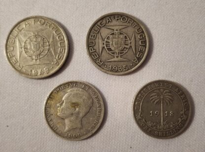 LOT 210 (3214311) Est R500 to R1500 – A Collection of 14 x Assorted Silver Coins - Image 3