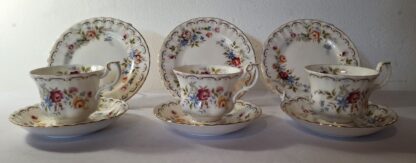 LOT 55 (3199053) Est R1000 to R3000 – 6 x Royal Albert Bone China Jubilee Rose pattern Tea Trios