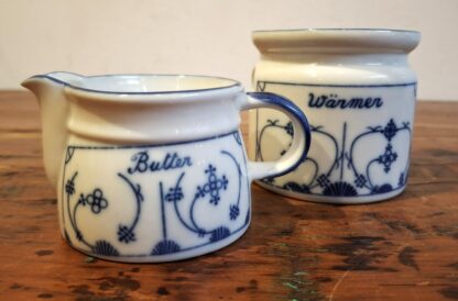 LOT 75 (32177) Est R300 to R600 – A  Novelty 20th Century German porcelain 2-piece Blue and White porcelain Butter Warmer