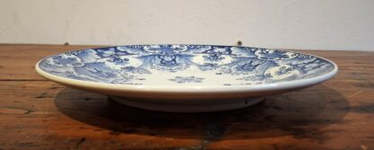 LOT 68 (32400) Est R400 to R800 – A Mid 20th Century Dutch De Koninklijke Porcelyne Fles Blue and White/ Delfts Blauw Wall-plate - Image 2