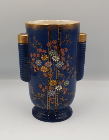 LOT 78 (25933) Est R300 to R600 – A Fielding’s Crown Devon Art Deco-style Lustre Glazed footed Flower Vase circa 1930s - Image 2