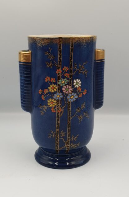 LOT 78 (25933) Est R300 to R600 – A Fielding’s Crown Devon Art Deco-style Lustre Glazed footed Flower Vase circa 1930s - Image 4