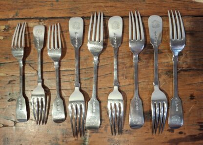 LOT 1 (32190153) Est R4000 to R8000 – 6 x Early Victorian Silver Fiddle pattern Table Forks - Image 2